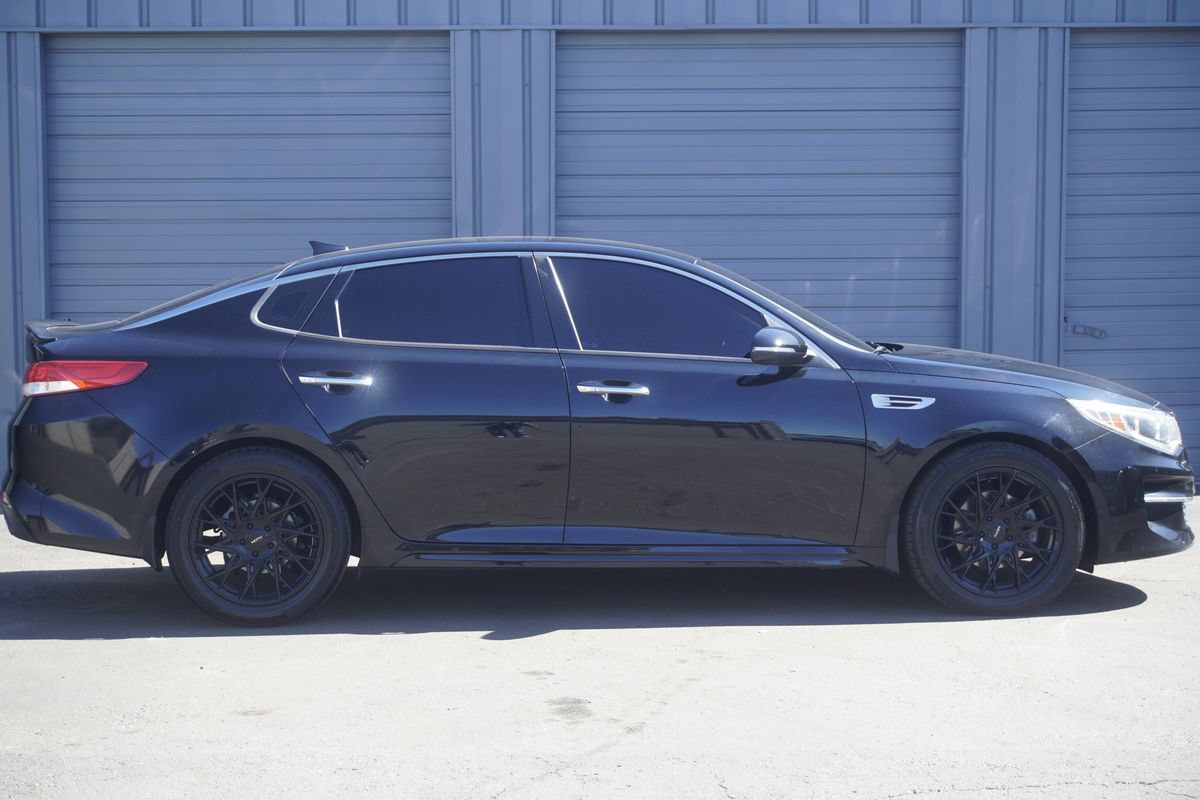 Used 2017 Kia Optima EX FWD image 7