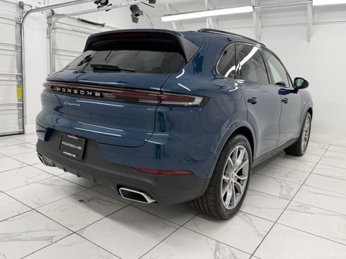 New 2026 Porsche Cayenne E-Hybrid image 12