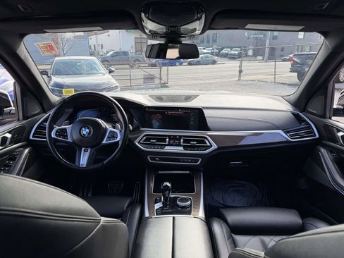 Used 2023 BMW X5 xDrive40i w/ M Sport Package image 17