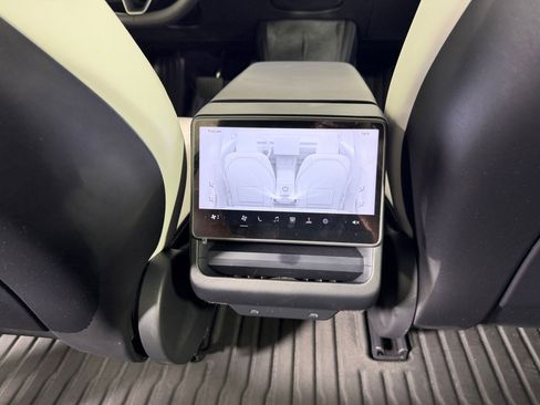 Used 2024 Tesla Model 3 Long Range AWD/4WD image 21