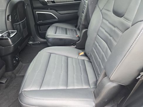 Used 2025 Kia Telluride SX Prestige AWD/4WD image 18