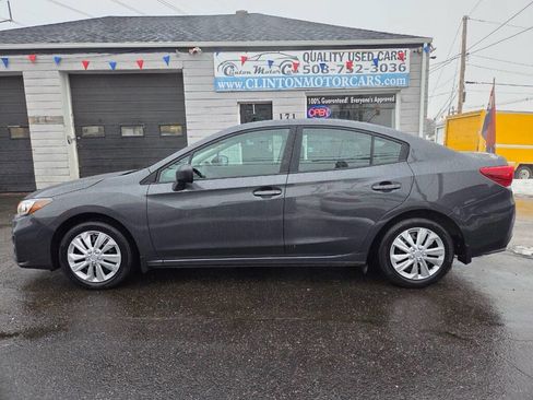 Used 2018 Subaru Impreza 2.0i image 2