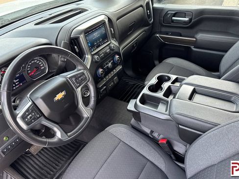 Used 2022 Chevrolet Silverado 3500 LT w/ Convenience Package AWD/4WD image 10