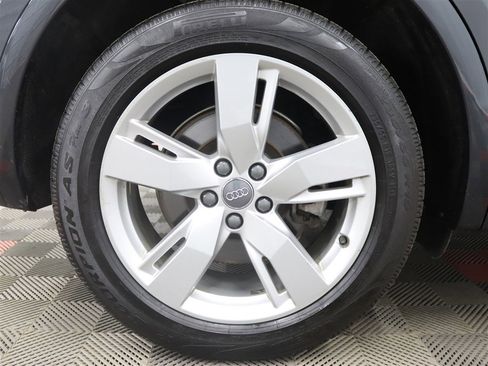 Used 2018 Audi Q5 2.0T Premium Plus w/ Premium Plus Package image 36