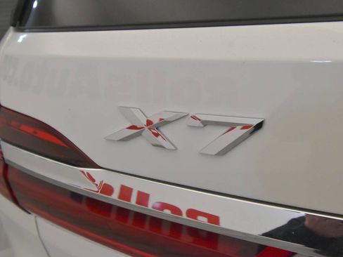 Used 2019 BMW X7 xDrive40i w/ Parking Assistance Package image 32