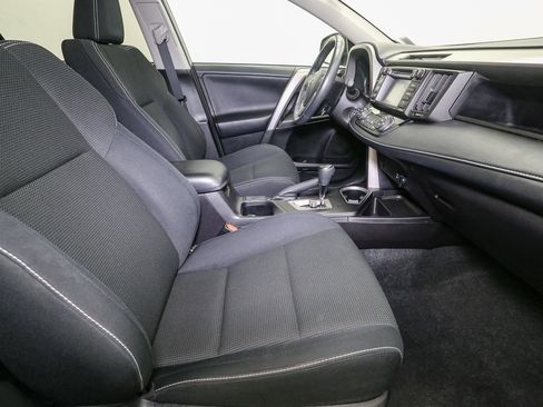 Used 2017 Toyota RAV4 XLE w/ Plus Special Value Package AWD/4WD image 17