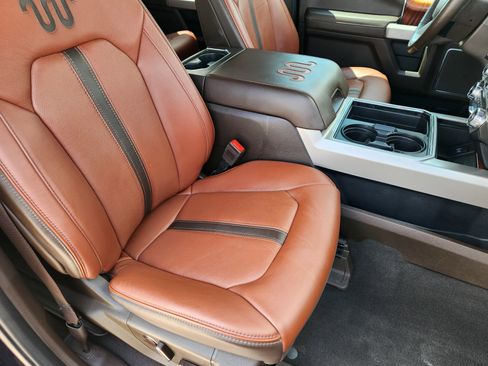 Used 2022 Ford F250 King Ranch w/ King Ranch Ultimate Package AWD/4WD image 14