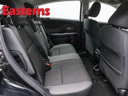 Used 2021 Honda HR-V LX image 21