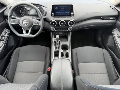 Used 2025 Nissan Sentra SV FWD image 12