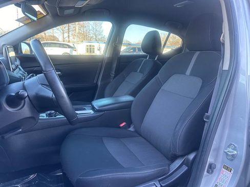 Used 2023 Nissan Sentra SV w/ All-Weather Package image 9