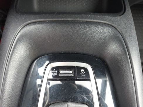 Certified 2024 Toyota Corolla SE image 19