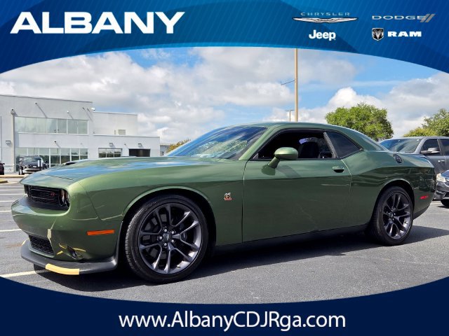 Used 2023 Dodge Challenger R/T Scat Pack RWD image 1