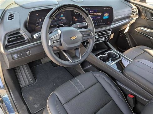 New 2026 Chevrolet Traverse High Country image 3