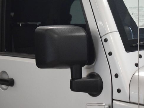 Used 2011 Jeep Wrangler Rubicon w/ Trailer Tow Group image 12