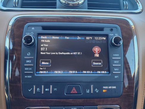 Used 2015 Buick Enclave Leather AWD/4WD image 10