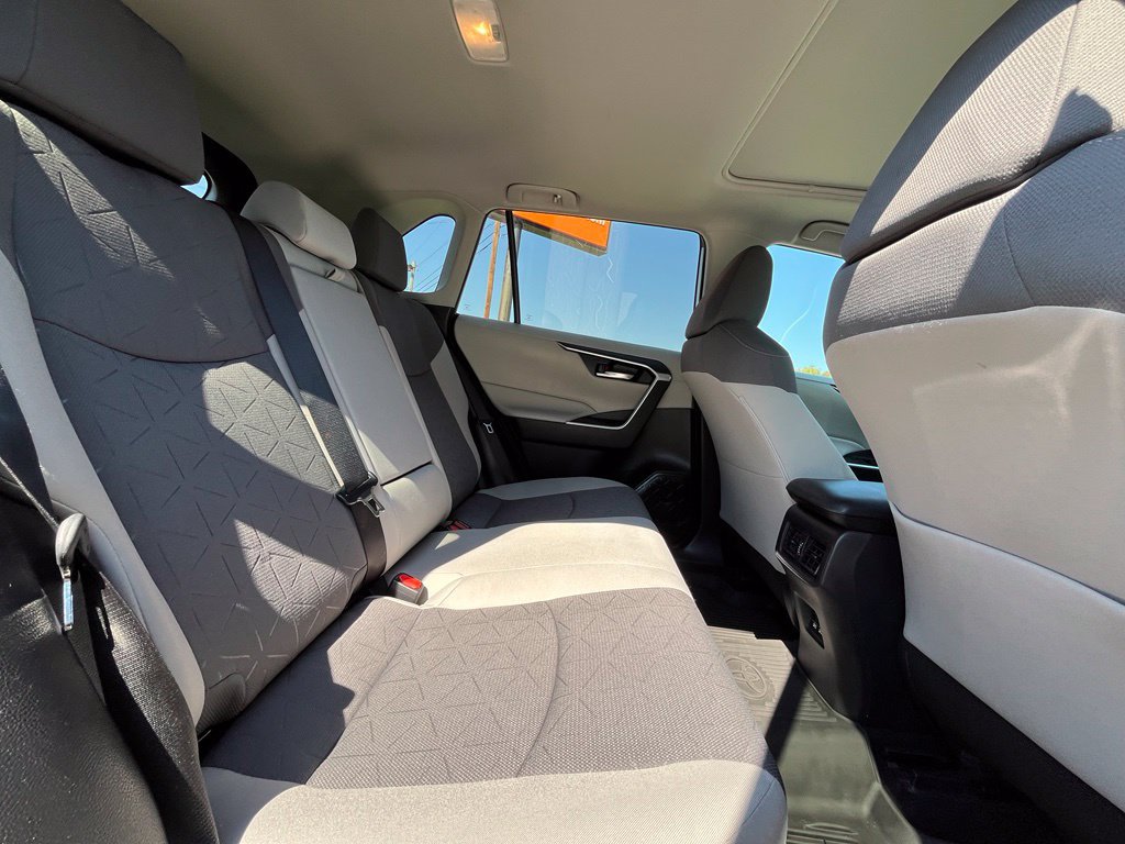 Used 2021 Toyota RAV4 XLE w/ Convenience Package AWD/4WD image 36