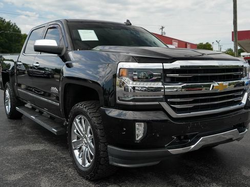 Used 2018 Chevrolet Silverado 1500 High Country AWD/4WD image 37