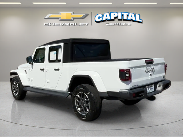 Used 2020 Jeep Gladiator Overland w/ Safety Group AWD/4WD image 3