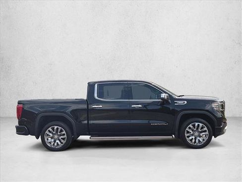 Used 2026 GMC Sierra 1500 Denali w/ Denali Reserve Package AWD/4WD image 4