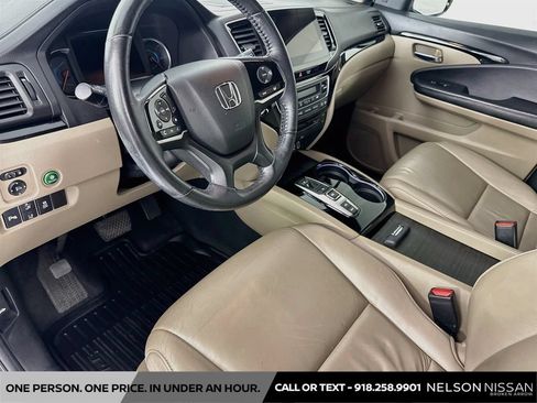 Used 2022 Honda Pilot Touring image 9