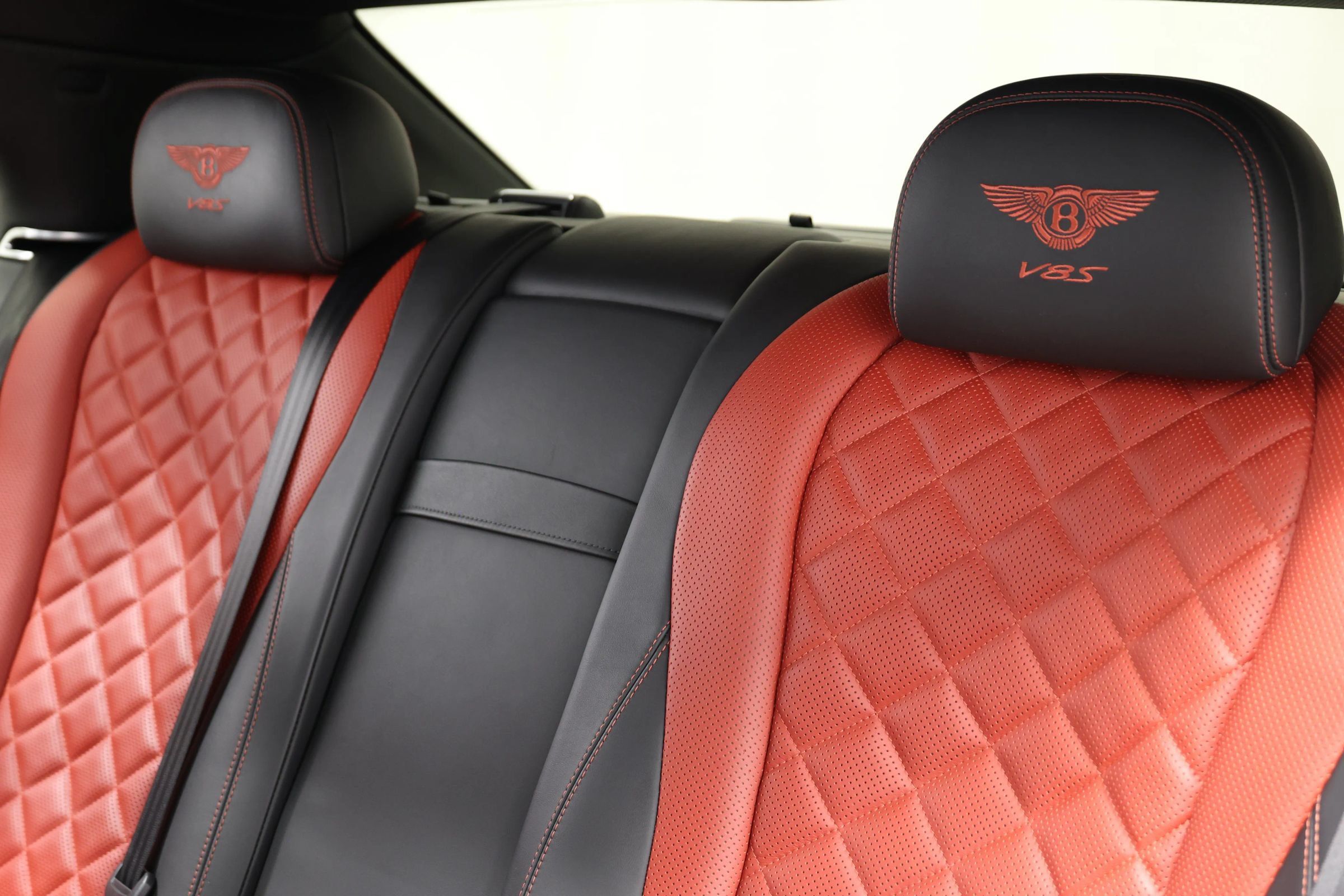 Used 2018 Bentley Flying Spur S V8 w/ Black Edition AWD/4WD image 59