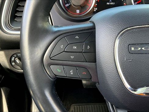 Used 2019 Dodge Challenger SXT image 13