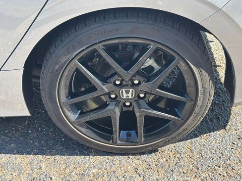 Used 2025 Honda Civic Sport image 29