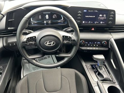 Used 2025 Hyundai Elantra Sport w/ Cargo Package FWD image 11