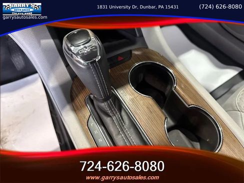 Used 2017 GMC Acadia SLE image 19