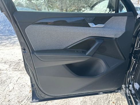 New 2026 Volkswagen Tiguan S image 5