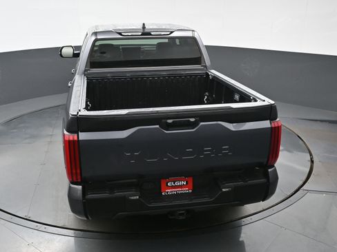 Used 2022 Toyota Tundra SR5 w/ SR5 Premium Package AWD/4WD image 39