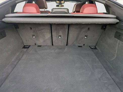 Used 2024 BMW X6 xDrive40i w/ Executive Package image 6