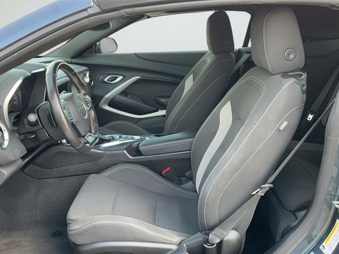 Used 2023 Chevrolet Camaro LT RWD image 12
