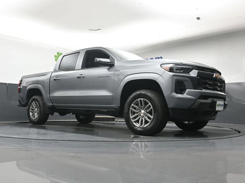 New 2026 Chevrolet Colorado LT w/ LT Convenience Package AWD/4WD image 26