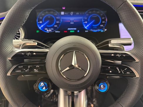 Used 2025 Mercedes-Benz EQS AMG 4MATIC image 22