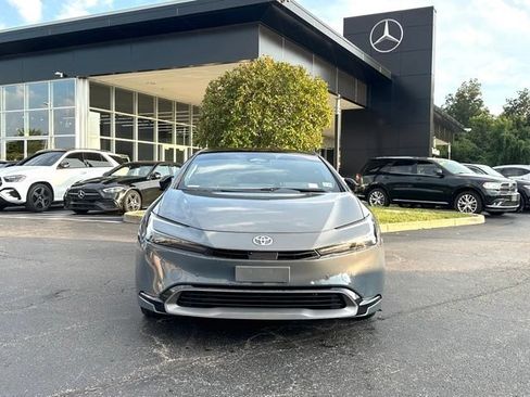 Used 2024 Toyota Prius Limited w/ Limited Premium Package AWD/4WD image 3