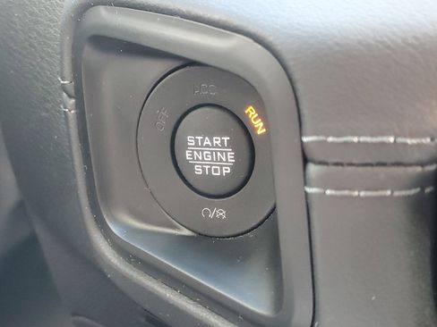 Used 2024 Jeep Wrangler Unlimited Sahara w/ Safety Group AWD/4WD image 28