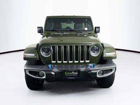 Used 2023 Jeep Wrangler Unlimited Sahara w/ Cold Weather Group AWD/4WD image 2