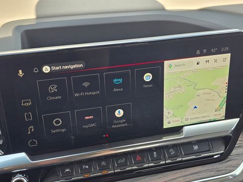 Used 2024 GMC Sierra 1500 SLT w/ SLT Premium Plus Package AWD/4WD image 32