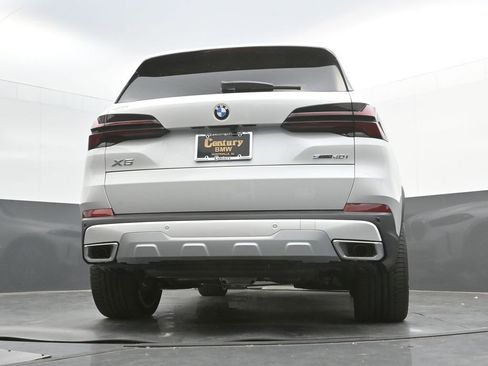 New 2026 BMW X5 sDrive40i RWD image 50