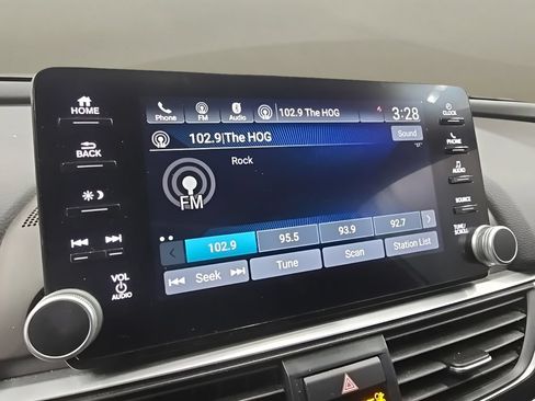 Used 2020 Honda Accord Sport image 23