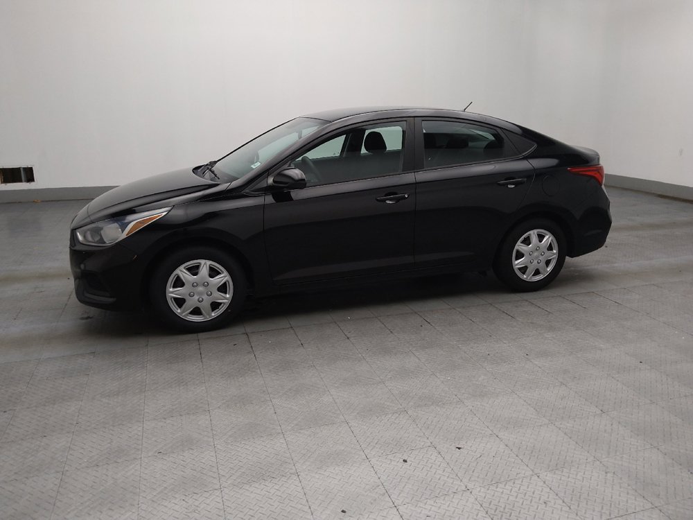 Used 2021 Hyundai Accent SE FWD image 2