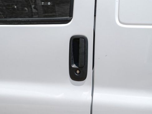 Used 2021 Chevrolet Express 3500 w/ Driver Convenience Package RWD image 24