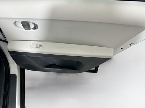 Used 2024 Hyundai Ioniq 5 SEL RWD image 29