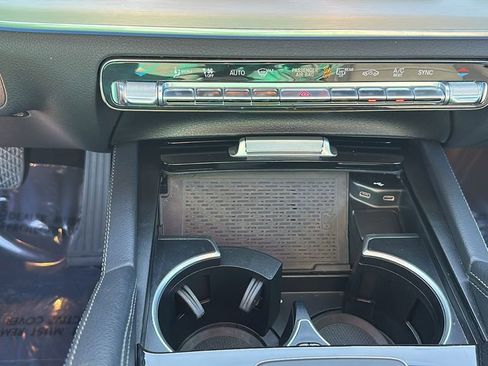 Used 2024 Mercedes-Benz GLS 450 4MATIC image 27