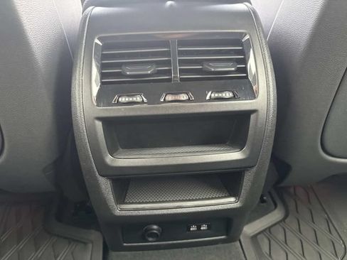 Used 2024 BMW X5 xDrive40i w/ M Sport Package AWD/4WD image 30