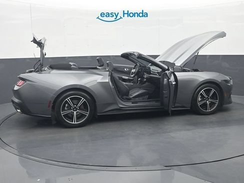 Used 2025 Ford Mustang Premium RWD image 40