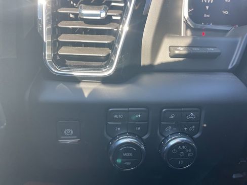 New 2026 GMC Sierra 2500 Denali Ultimate image 34