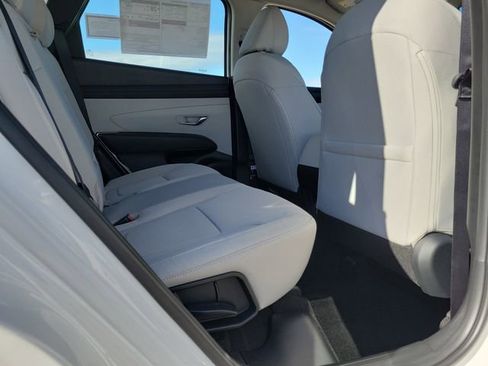 New 2026 Hyundai Tucson SE image 18