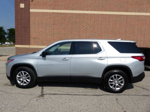 Used 2019 Chevrolet Traverse LS AWD/4WD image 7